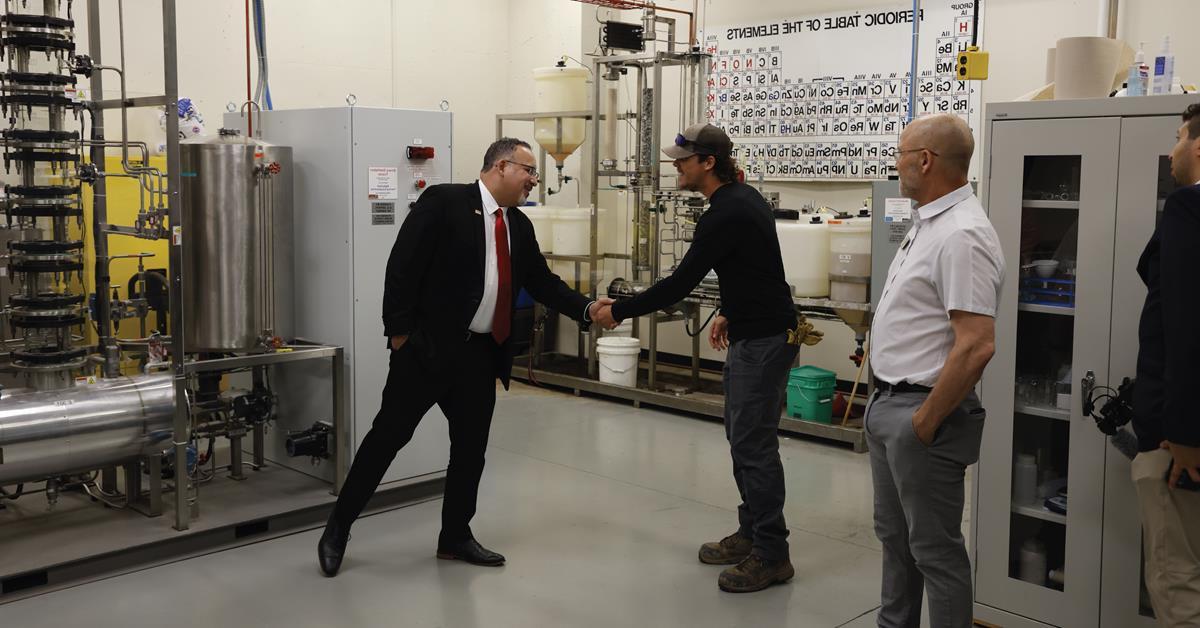 U.S. Secretary of Education visits Bismarck State College to explore career and technical education programs - image